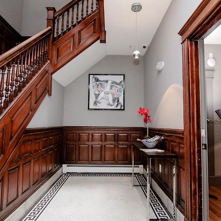 A Stylish Stay W/ A Queen Bed, Heated Floors.. #37 Brookline Exteriér fotografie