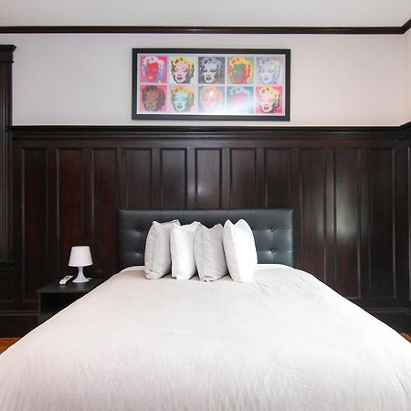 A Stylish Stay W/ A Queen Bed, Heated Floors.. #37 Brookline Exteriér fotografie
