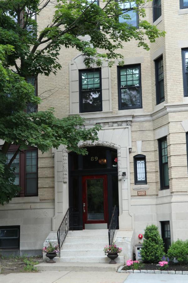 A Stylish Stay W/ A Queen Bed, Heated Floors.. #37 Brookline Exteriér fotografie